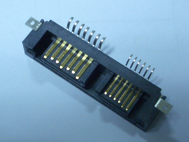 SLIM S-ATA 6+7P MALE SMD/90D W/LATCH